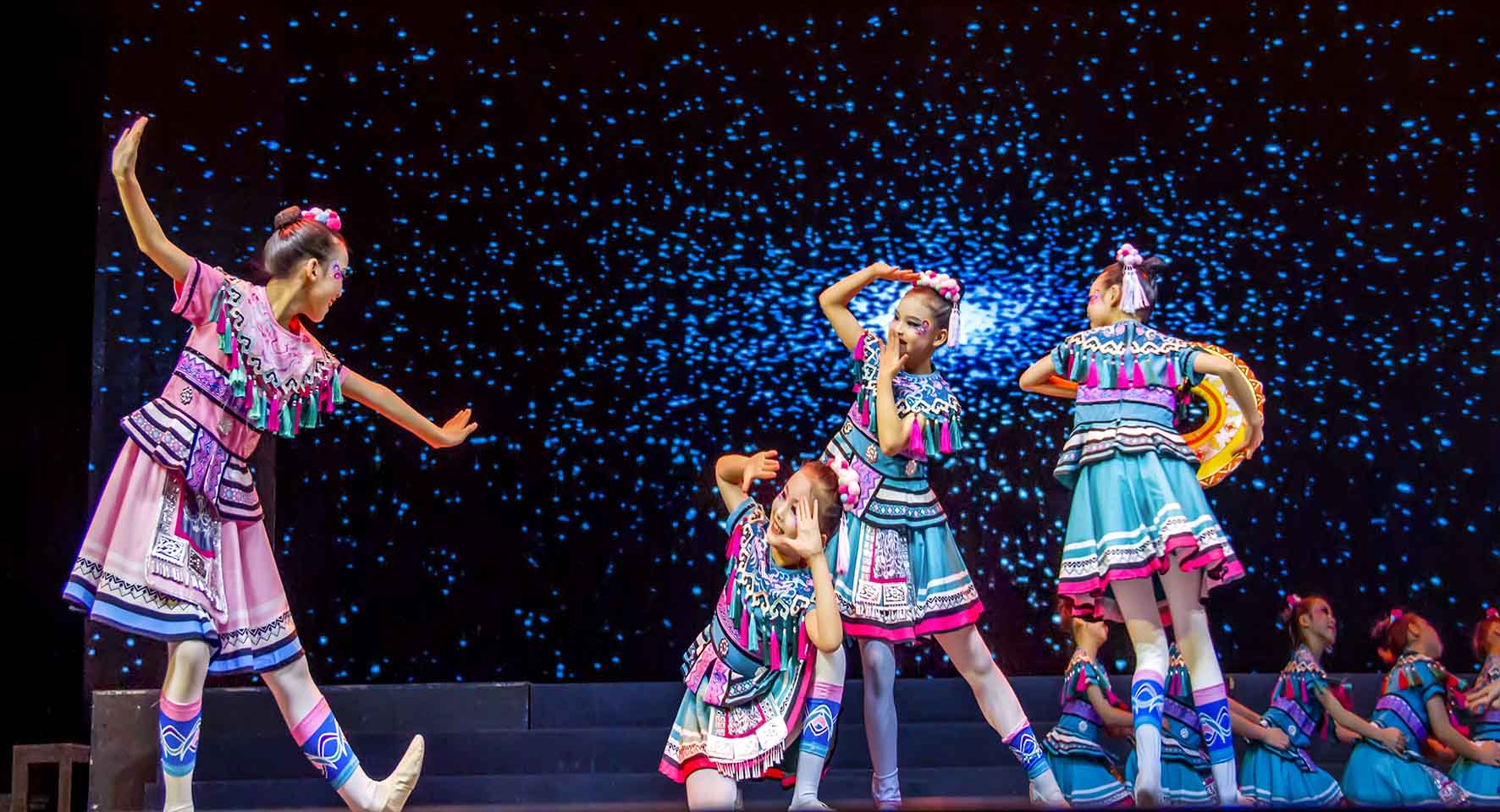 �҂��Ѵ��죬�����˲�ɫ��Ԋ