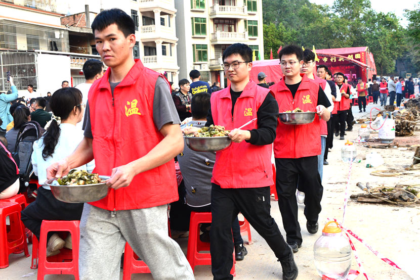 ʮ����н���ഫ�����������ǧ�˹�����Բ��